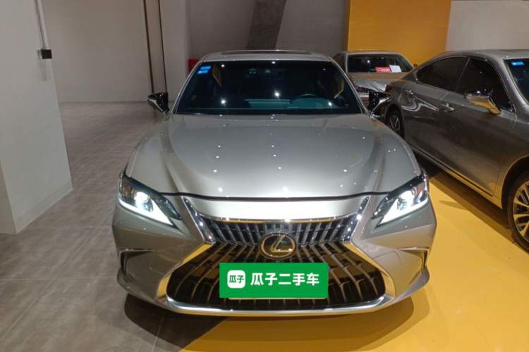 Used Lexus ES 2022 200 Excellence Edition