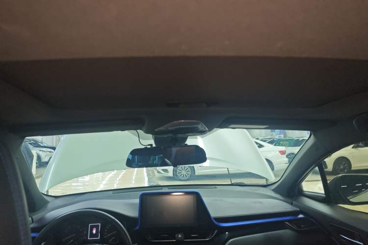 Used Toyota C-HR 2020 2.0L Luxury Edition Headliner