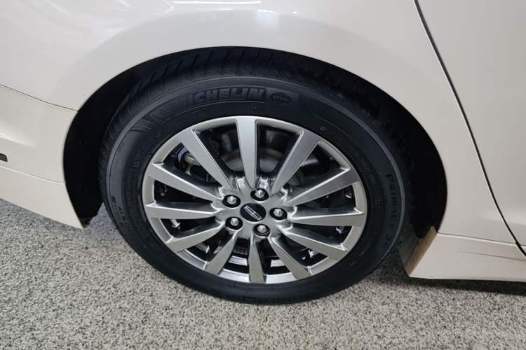 Used Lincoln MKZ 2020 2.0T Deluxe Edition