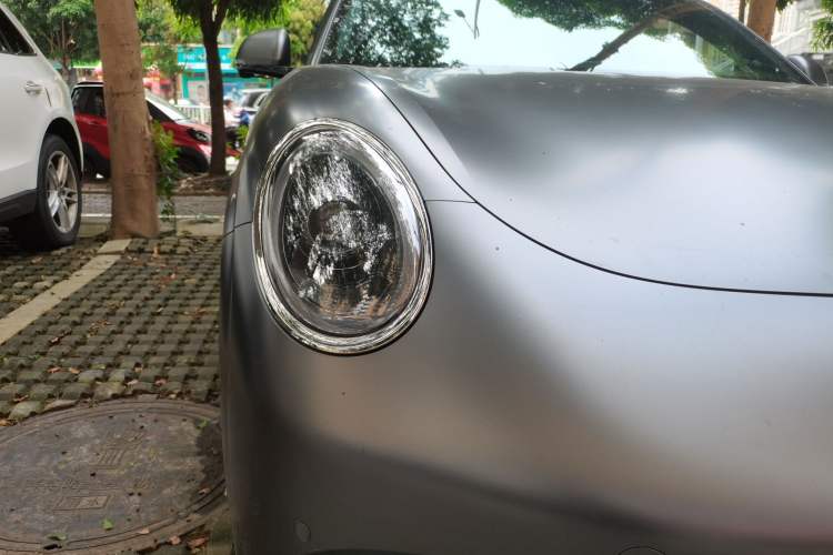 Used ORA Lightning Cat 2024 Dark Night Edition 555km Prestige Version Right Front Headlight