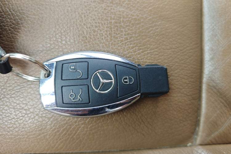 Used Mercedes-Benz S-Class 2008 S 300 L Executive Edition Vehicle Key