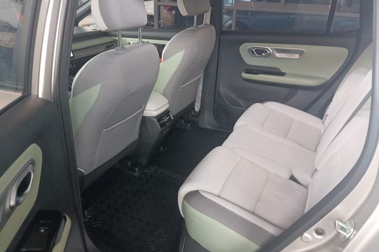 Used AION Y 2023 Younger
