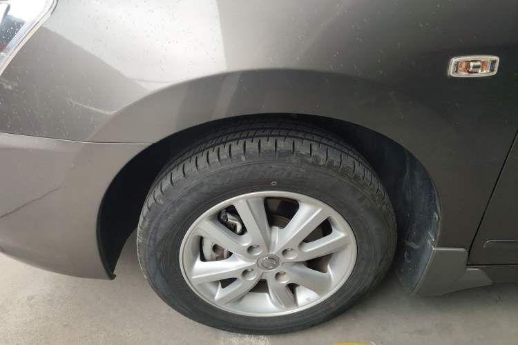 Used Nissan Sylphy 2016 Classic 1.6XE Manual Leading Edition Left Front Wheel Hub
