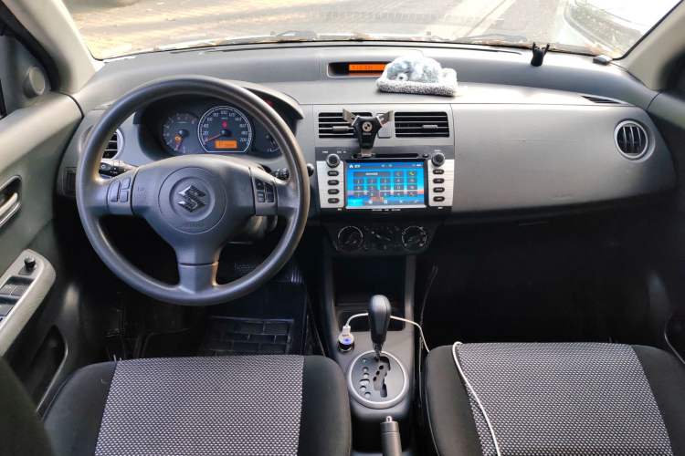 Used Suzuki Swift 2009 1.5L Automatic Two-Tone Xuanrui Edition