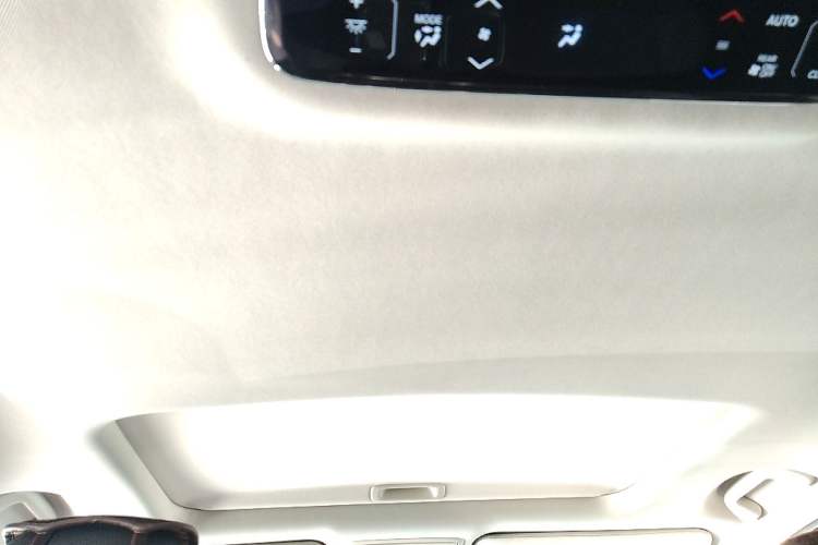 Used Honda Elysion 2022 2.0L eHEV Luxury First Edition