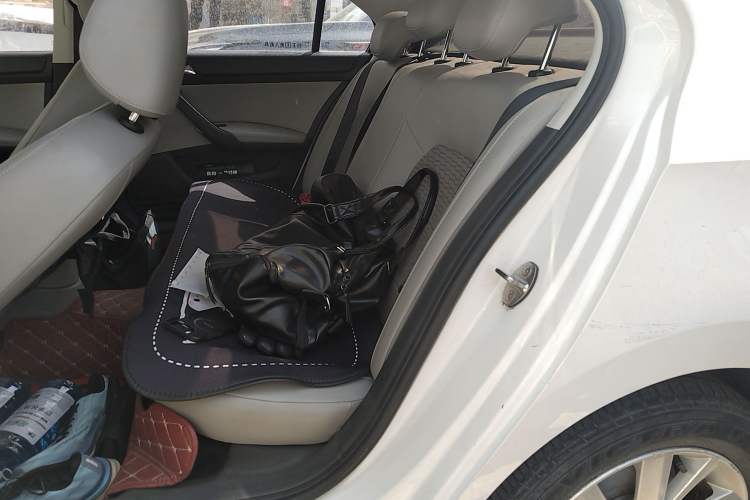 Used Skoda Rapid 2016 1.6L Automatic Chuanxing Edition Left Rear Seat