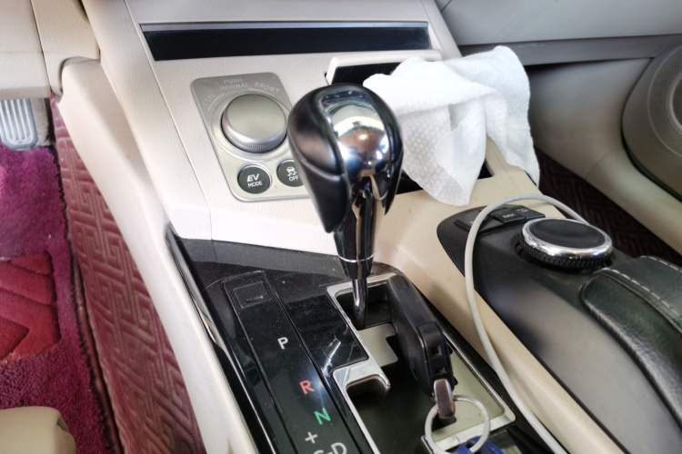 Used Lexus ES 2013 300h Elite Edition