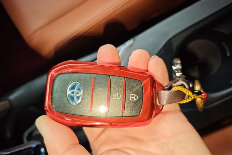 Used Toyota Corolla Cross 2023 Dual-Motor 2.0L Elite Edition Interior 1