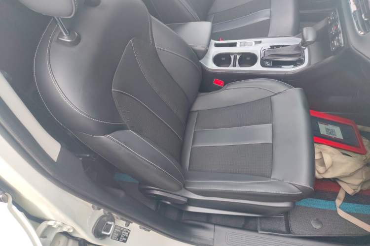 Used GAC Trumpchi GS3 2021 POWER 270T Automatic Luxury Edition Right Front Seat