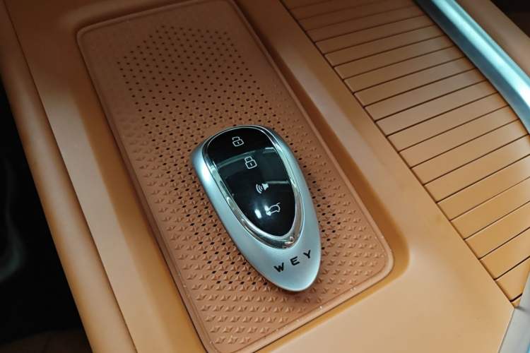 Used Wey Lanshan 2025 Four-Wheel Drive Max