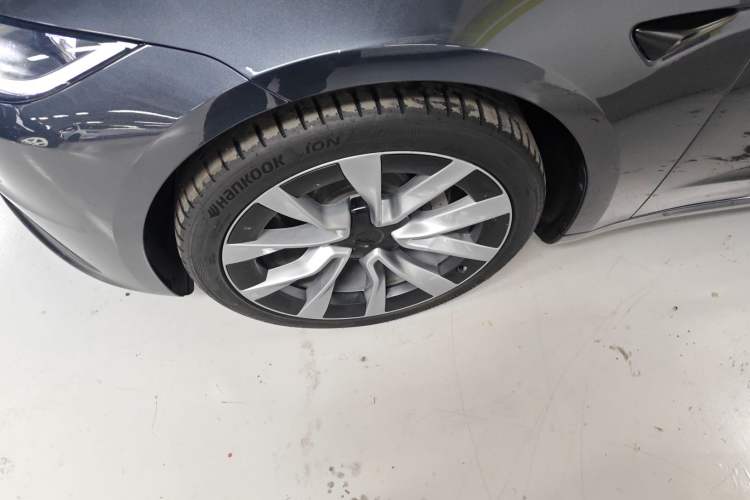 Used Tesla Model 3 2025 Rear-Wheel-Drive Version
