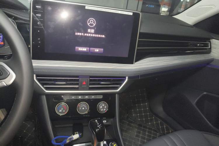 Used Volkswagen Sagitar 2026 Model 30 Million Units Selected 300TSI DSG Surpassing Edition
