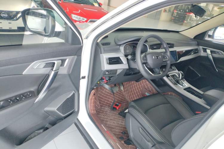 Used Geely Auto Emgrand X7 Sport 2021 Million Edition 1.8TD DCT Two-Wheel Drive Comfort Model
