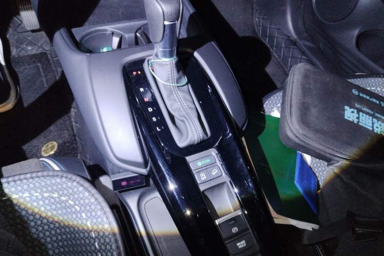Used Honda HR-V 2023 240TURBO Jingrui Edition Gear Lever