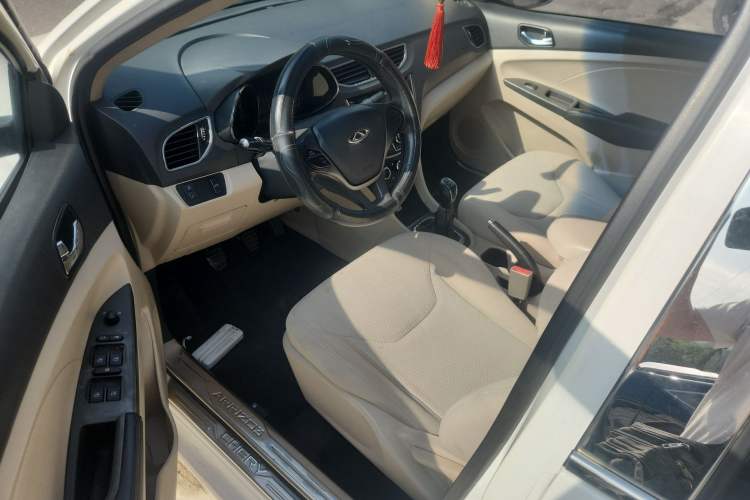 Used Chery Arrizo 3 2015 1.5L Manual High-End Version