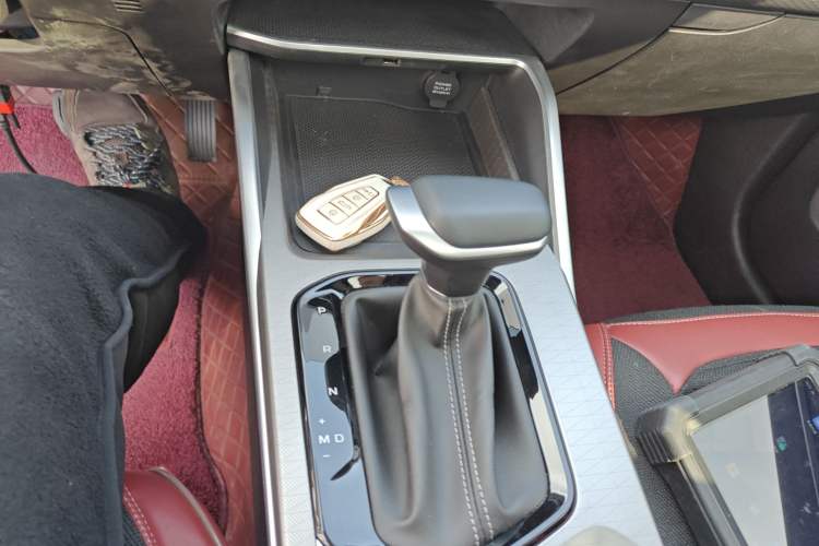 Used Geely Auto Emgrand 2023 4th Generation Champion Edition 1.5L CVT Prestige Model
