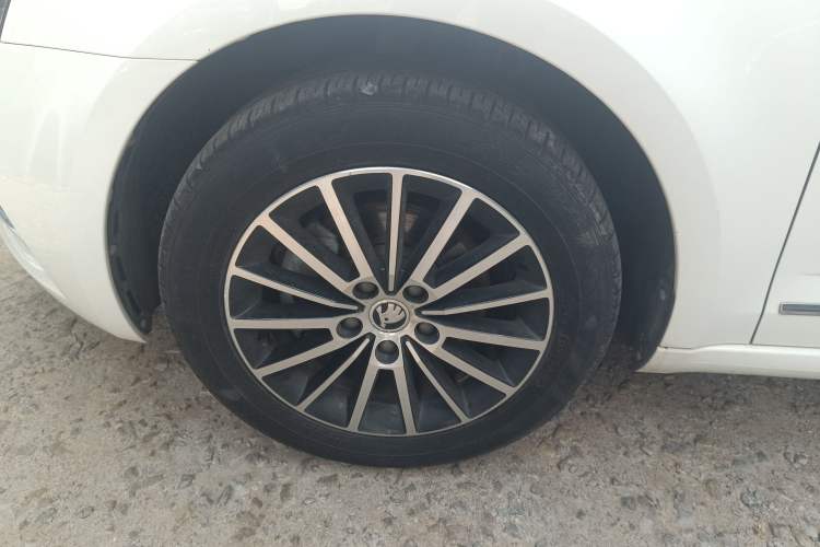 Used Skoda Octavia 2018 1.6L Automatic Luxury Edition
