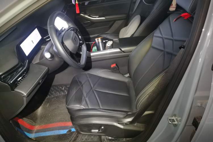 Used Geely Galaxy L6 2024 60km PLUS Dragon Edition