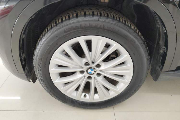 Used BMW X5 2017 xDrive28i
