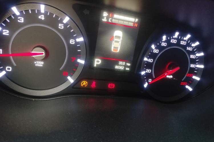 Used GAC Trumpchi GA8 2017 280T Deluxe Edition Odometer Close Up