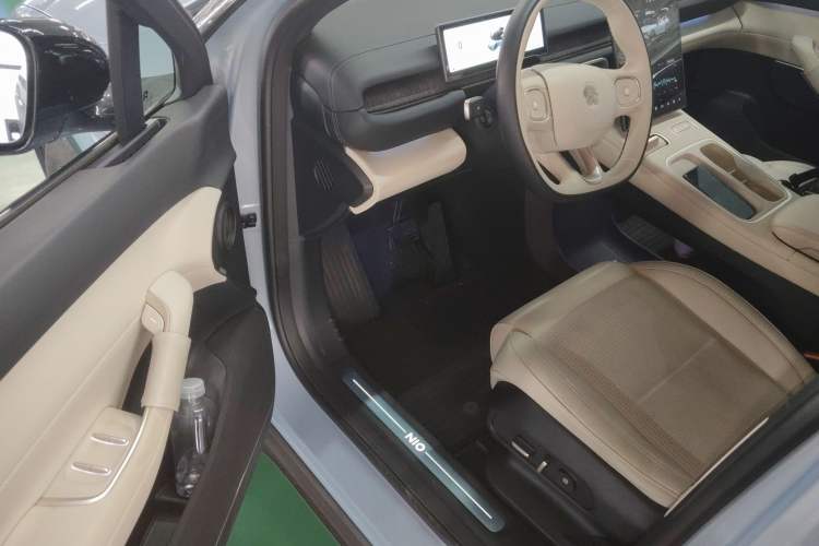 Used Nio ES6 2024 75 kWh Driver Seat