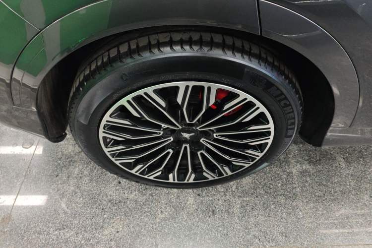 Used VOYAH FREE 2025 Model FREE+ Rear-Drive Qiankun Edition Exterior 5