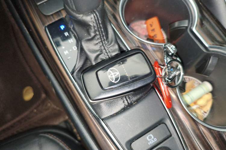 Used Toyota Camry 2019 Revised Version 2.0G Luxury Edition
