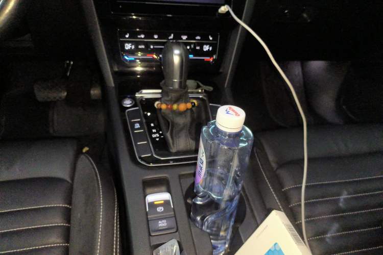 Used Volkswagen Magotan 2020 330TSI DSG Leading Model Gear Lever