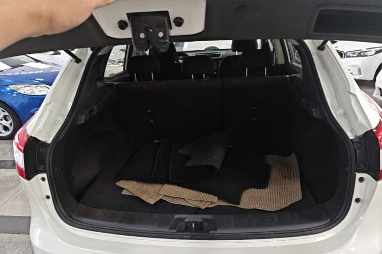 Used Nissan Qashqai 2016 2.0L CVT Elite Edition