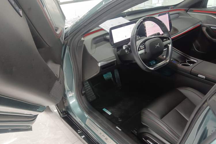 Used XPeng P7 2023 P7i 610 Pengyi Performance Edition