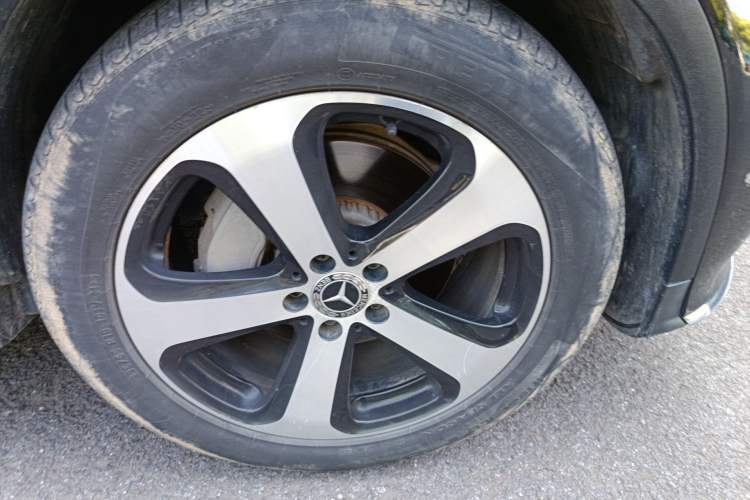 Used Mercedes-Benz GLC 2019 Facelift GLC 260 L 4MATIC Luxury Model