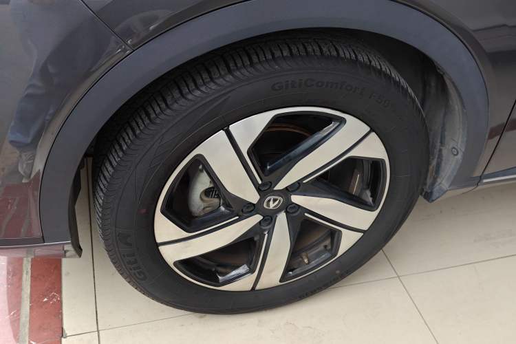Used CHANGAN CS55PLUS 2024 3rd Generation 1.5T DCT Prestige Model Left Front Wheel Hub
