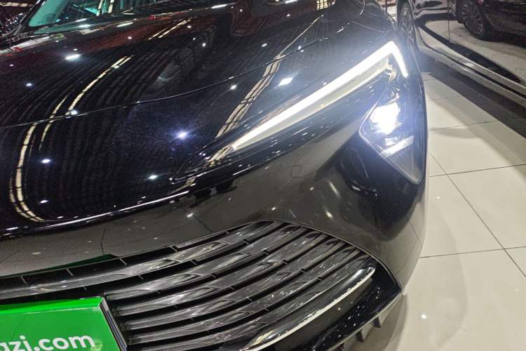 Used Buick LaCrosse 2023 28T Prestige Edition