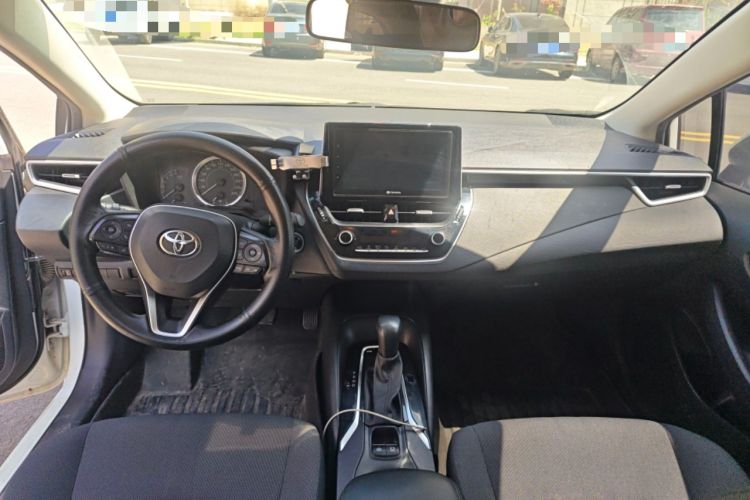 Used Toyota Corolla 2019 1.2T S-CVT GL-i Elite Edition Center Console