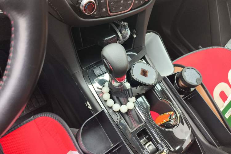 Used Chevrolet Equinox 2021 550T RS Four-Wheel Drive Intelligent Guardian Edition Gear Lever