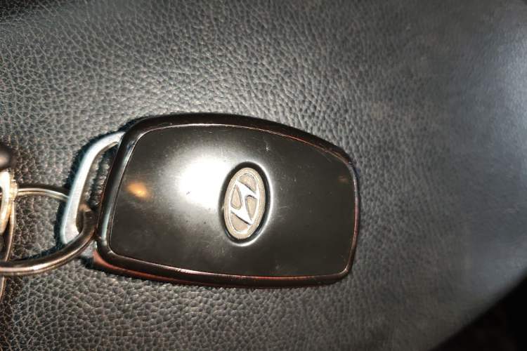 Used Hyundai Elantra (5th Generation / Langdong) 2015 1.6L Manual Leading Model
