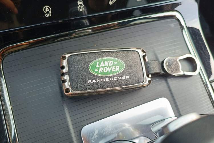 Used Land Rover Range Rover Evoque 2020 249 PS R-DYNAMIC S Sport Edition