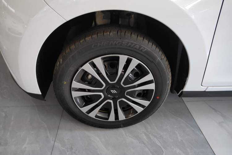 Used JMEV Xiao Qilin 2024 201km Comfort Version