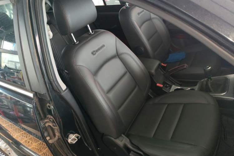 Used Haval H5 Classic 2016 Classic Edition 2.0T Manual Two-Wheel Drive Elite Model Right Front Seat