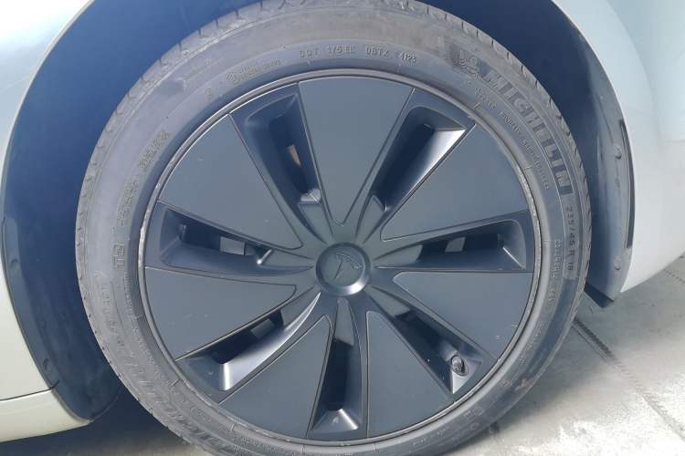 Used Tesla Model 3 2023 Rear-Wheel-Drive Version