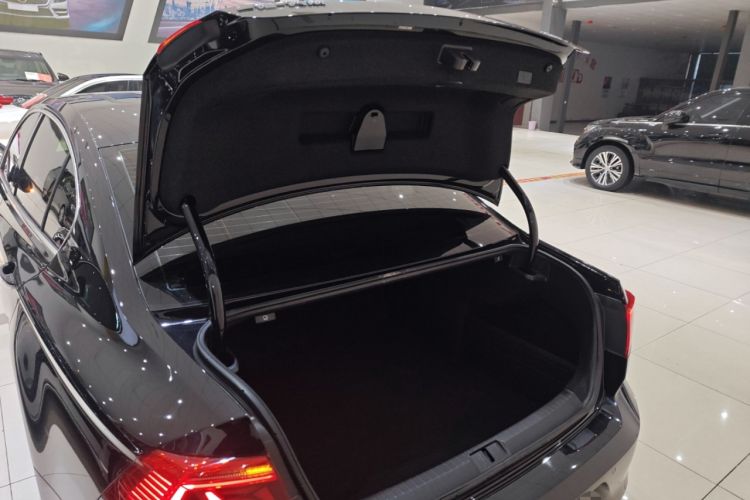 Used Volkswagen Magotan 2020 330TSI DSG Leading Model
