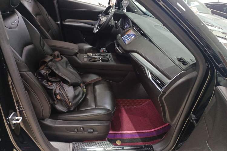 Used Cadillac XT4 2021 28T Two-Wheel Drive Leading Version
