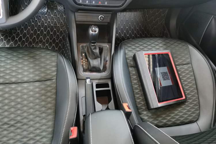 Used Skoda Kamiq 2018 1.5L Automatic Comfort Edition China V Standard Gear Lever