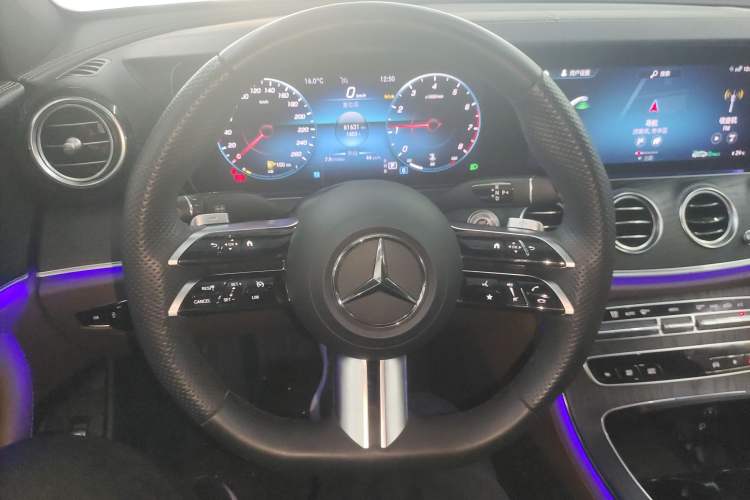 Used Mercedes-Benz E-Class 2023 Restyled E 300 L Sport Luxury Edition Steering Wheel