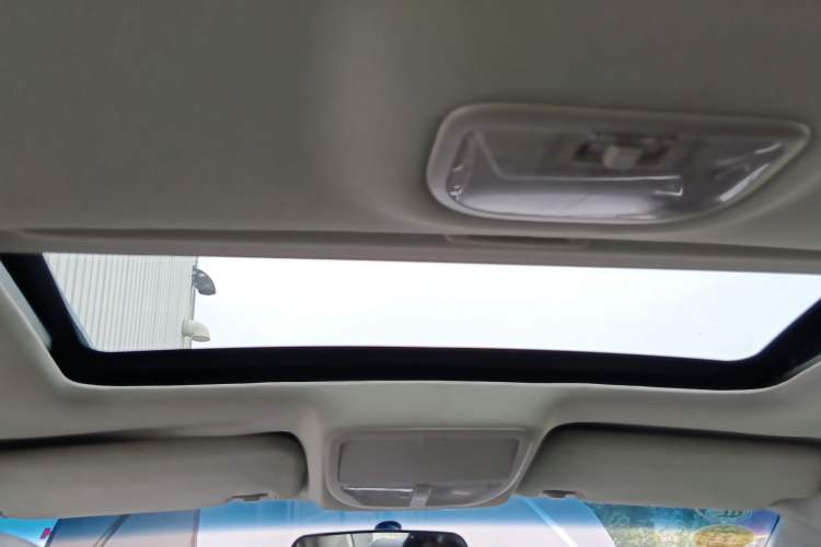 Used Geely Auto Emgrand 2015 Sedan 1.5L Manual - Top Trim Level
