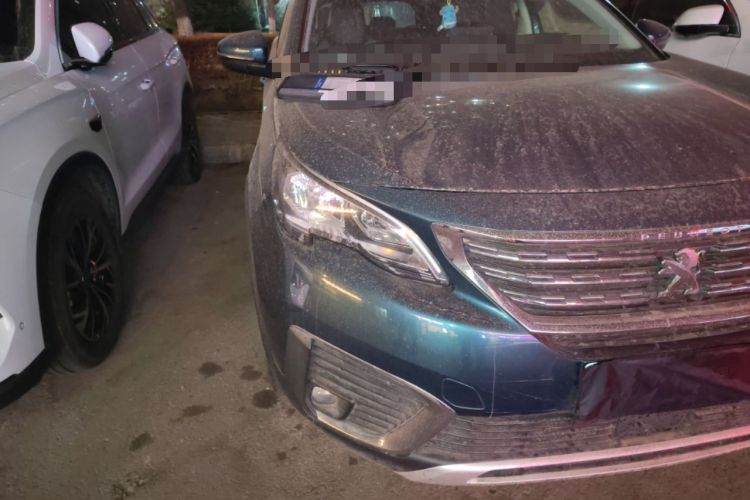 Used Peugeot 5008 2017 380THP 7-Seater Elite Edition Right Front Headlight