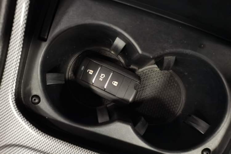 Used Changan CS55 2018 1.5T Automatic Colorful Edition China V Standard
