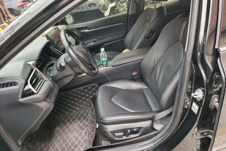 Used Toyota Camry 2023 2.5G Luxury Edition Left Front Seat