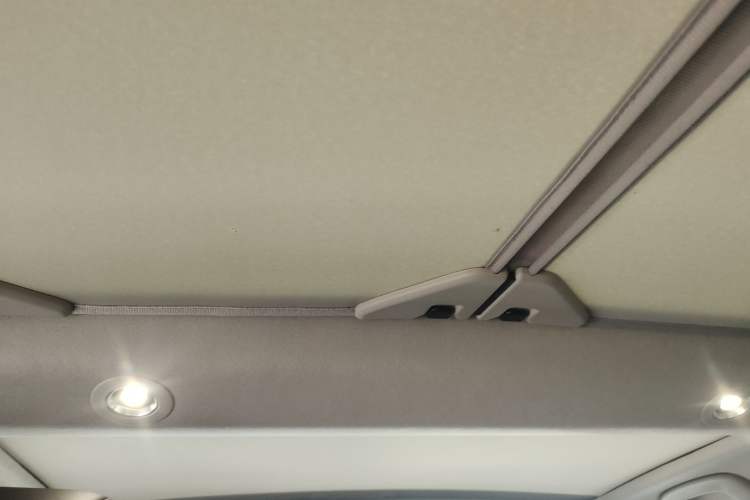 Used Honda XR-V 2023 1.5L CVT Heatwave Edition