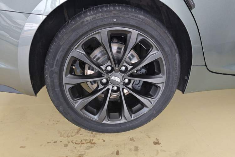 Used Cadillac CT5 2022 28T Luxury Version (Standard Edition) Right Rear Wheel Hub